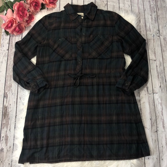 Aritzia Dresses & Skirts - Aritzia Wilfred Free Plaid Shirt Pocket Mini Dress